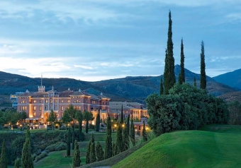 För andra året i rad har Villa Padierna, i Benahavís kommun, utsetts till det finaste hotellet i hela Spanien.